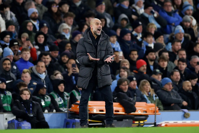 瓜迪奥拉率曼城力克阿森纳 联赛杯夺冠自救成功