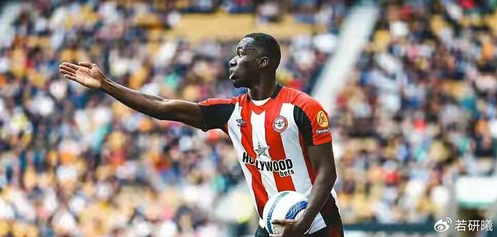 意大利青年军横扫瑞典，黑人球员崛起重塑欧洲