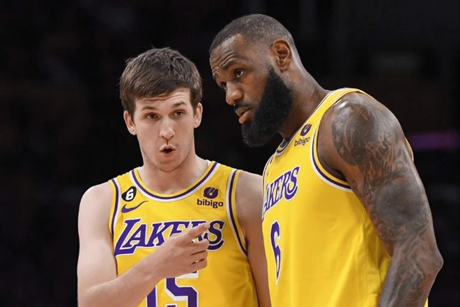 里夫斯跳出合同成自由球员 湖人或提供顶薪合同